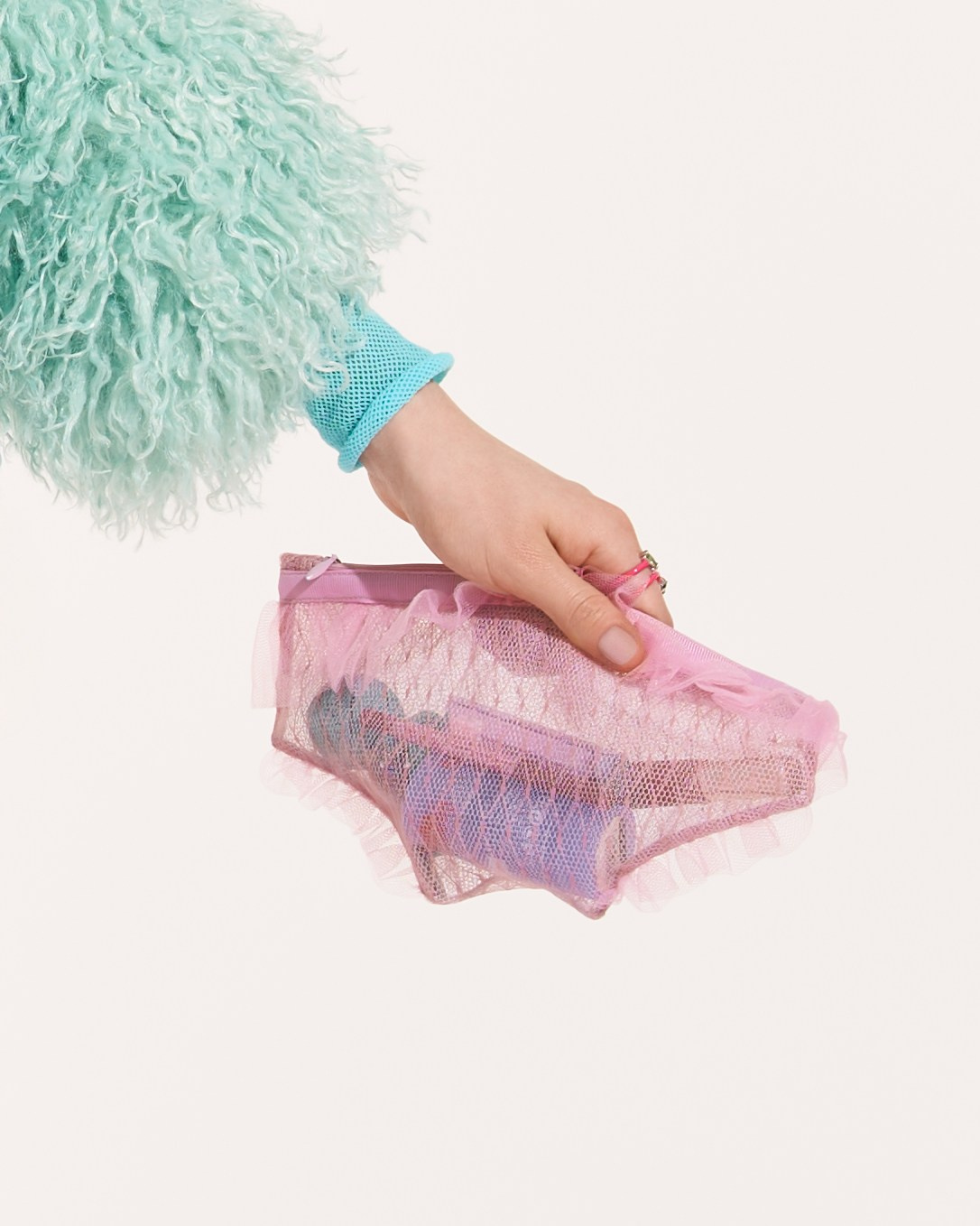 ОДЕЖДА. Анна Мясина | Портреты, lifestyle, бренды — цифровая и плёночная фотография