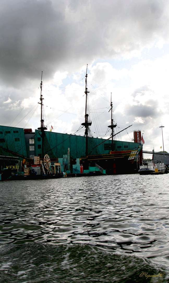 Голландия 2009 г. Улица, люди, жизнь…