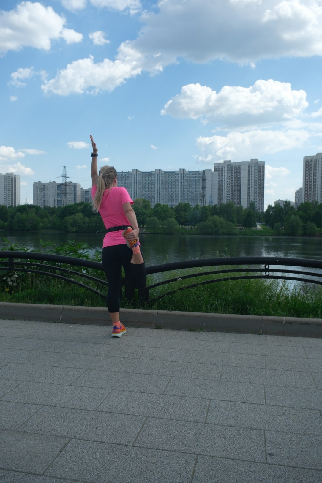 Парк 850 лет Москве. Снято на Voigtlander 18/2,8 Color-scopar. Улица, люди, жизнь…