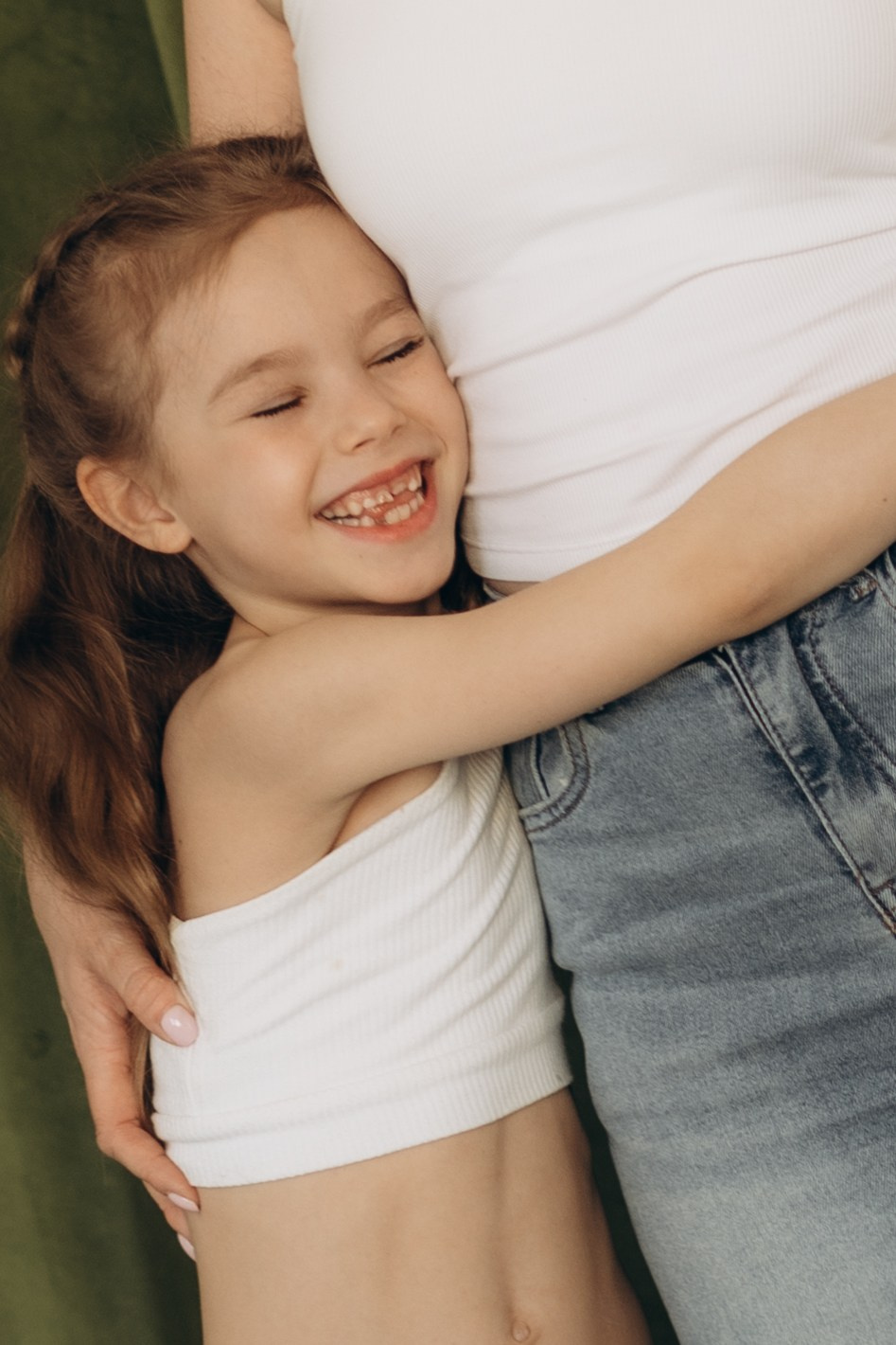 СТУДИЙНАЯ МАМА И ДОЧКА