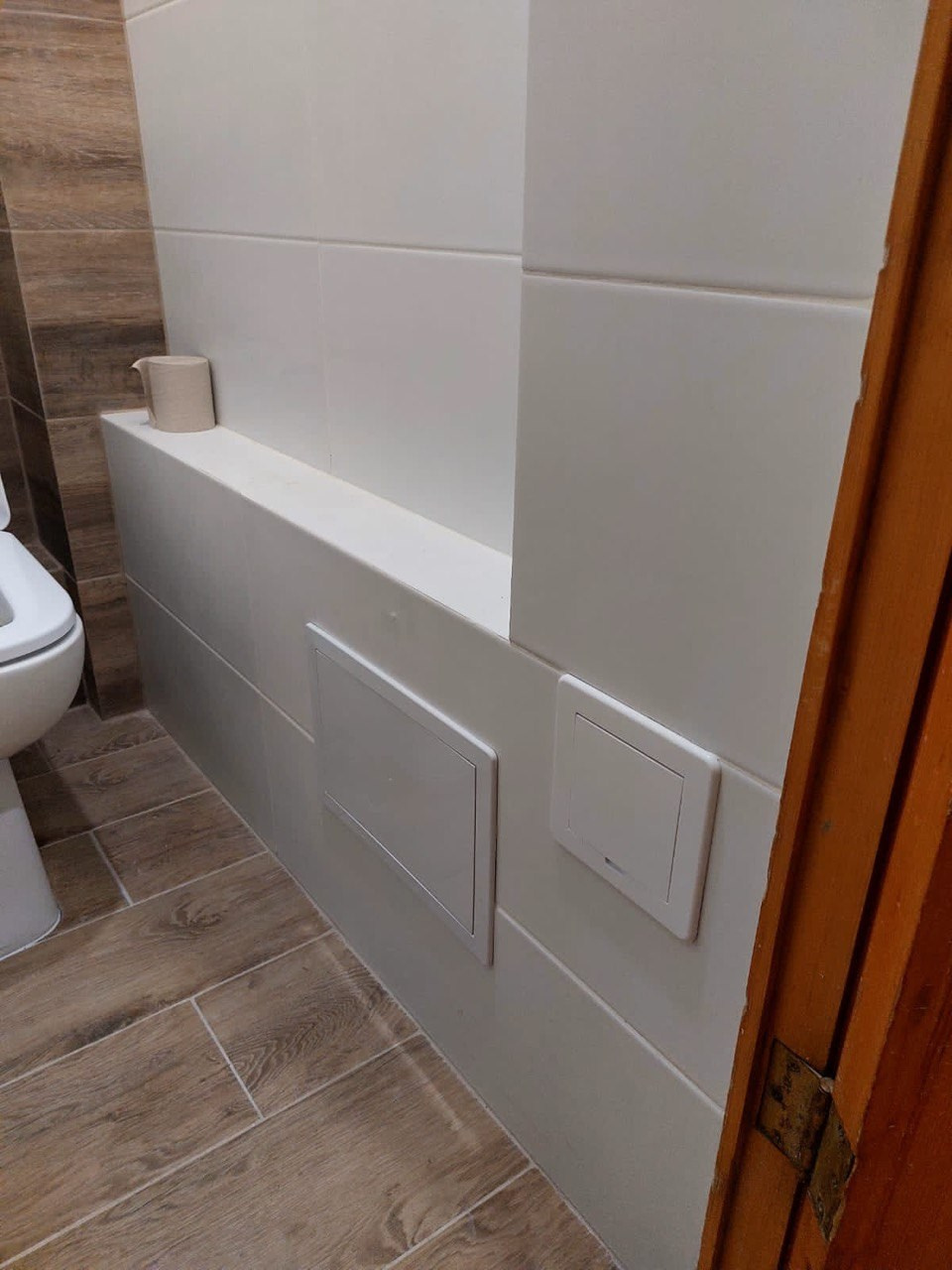 Ванная комната с раздельным санузлом (ул. Ф. Амирхана д. 79). Ремонт санузла, туалета, ванной под ключ в Казани. Укладка плитки