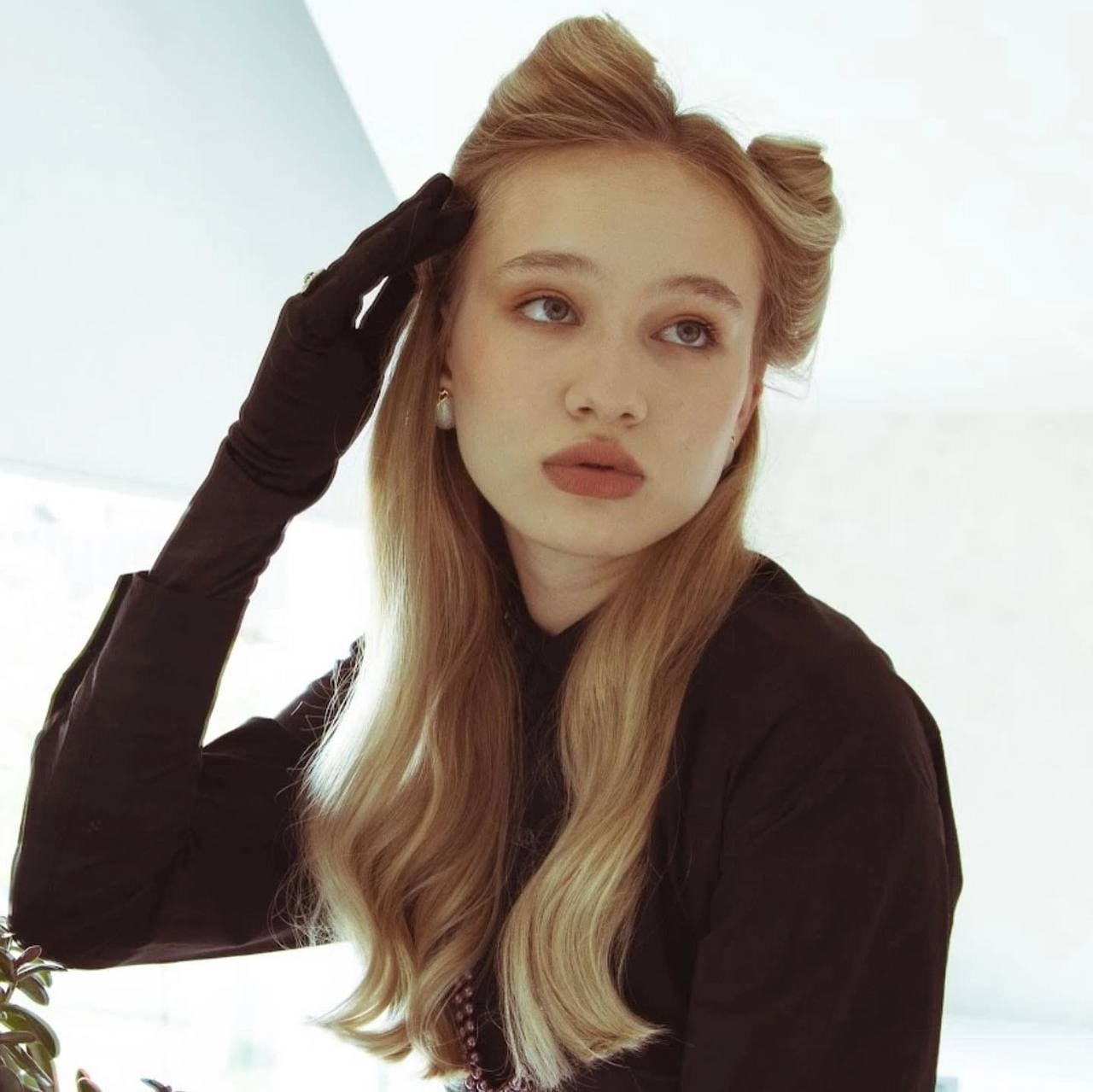 Студия. Кинокадры для тебя. фотограф и стилист по прическам Анастасия Помелова