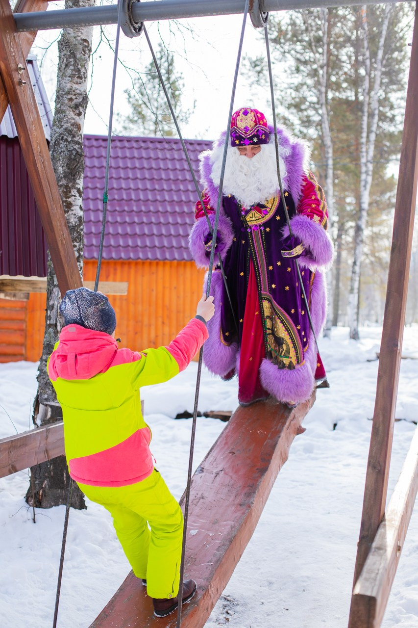 Ледяная сказка Байкала. Фотограф Наталья Кургина Слюдянка Иркутск