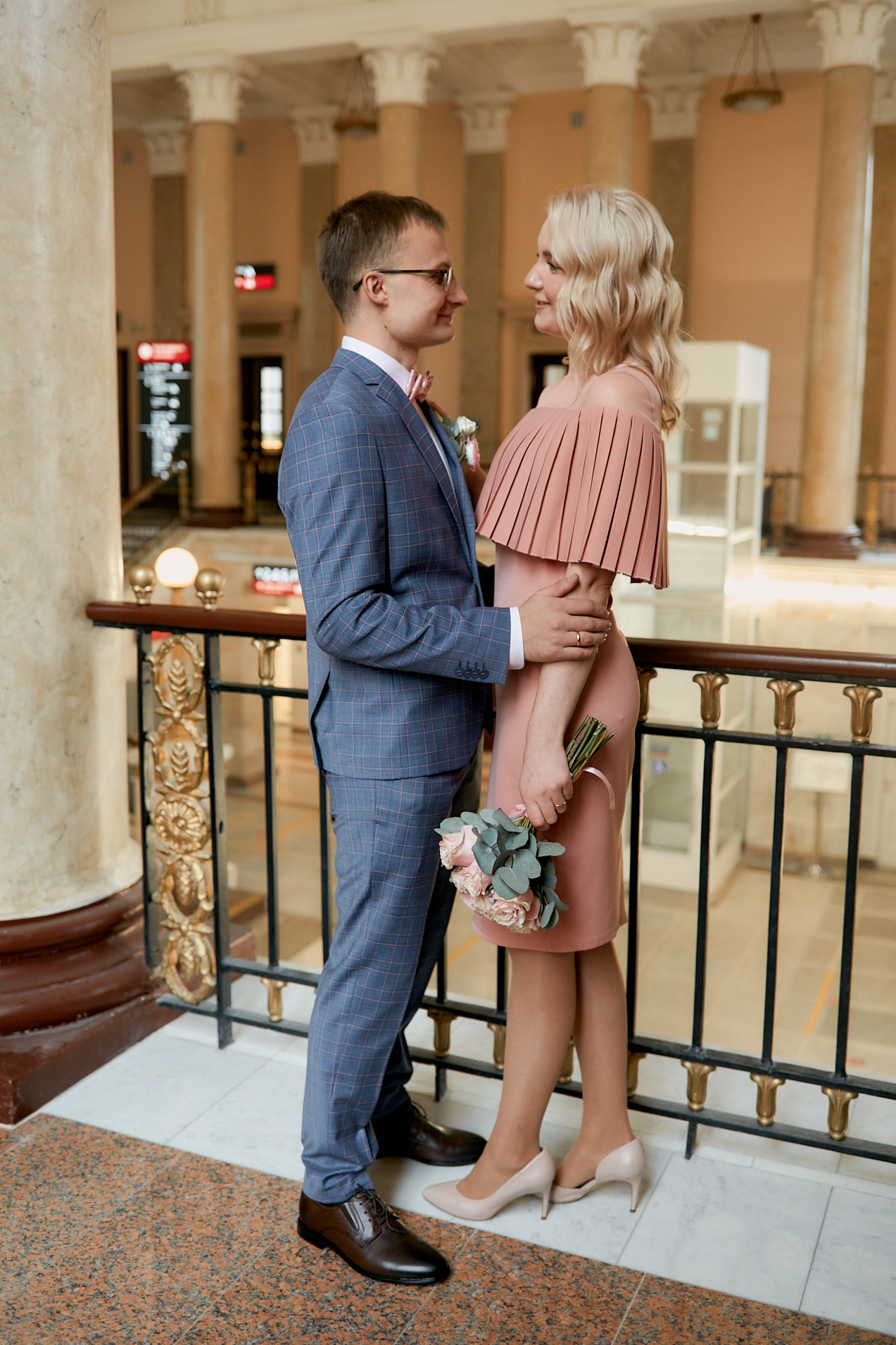 ЖД Вокзал. Центр города. Фотограф Желтухин Андрей в Петрозаводске, СПб и Москве