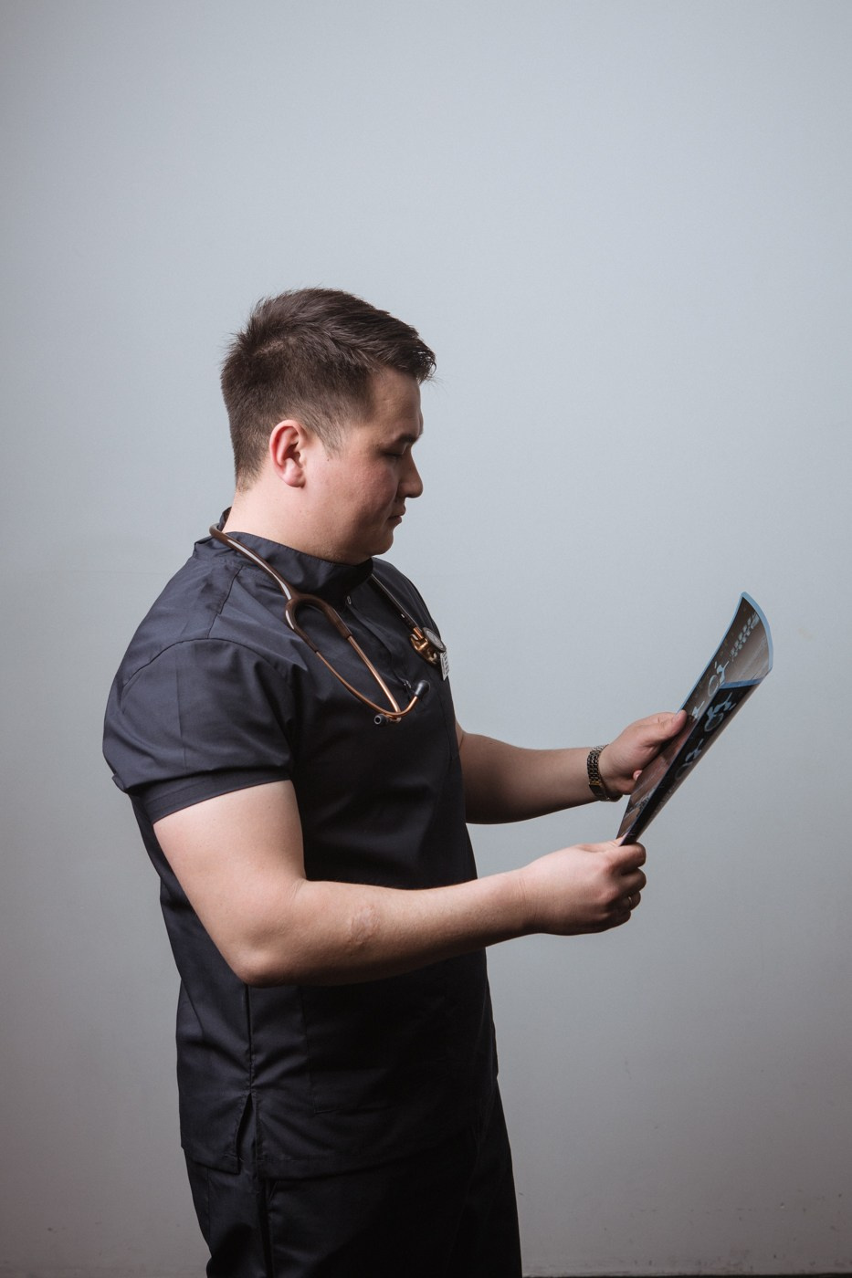 Съемка для выпускников медицинского университета. Фотографы в городе Волгограде — Людмила Агеева и Алексей Околелов