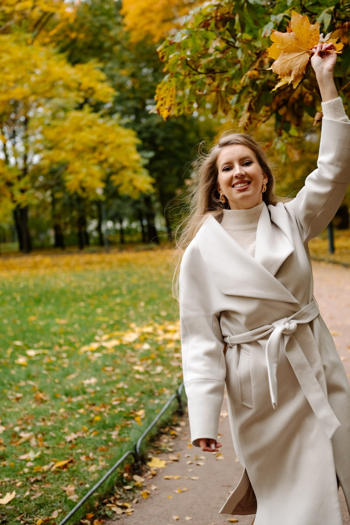 Осенняя фотосессия в Питере в Михайловском саду. Свадебный и сеейный фотограф в Санкт-Петербурге Елена Худякова