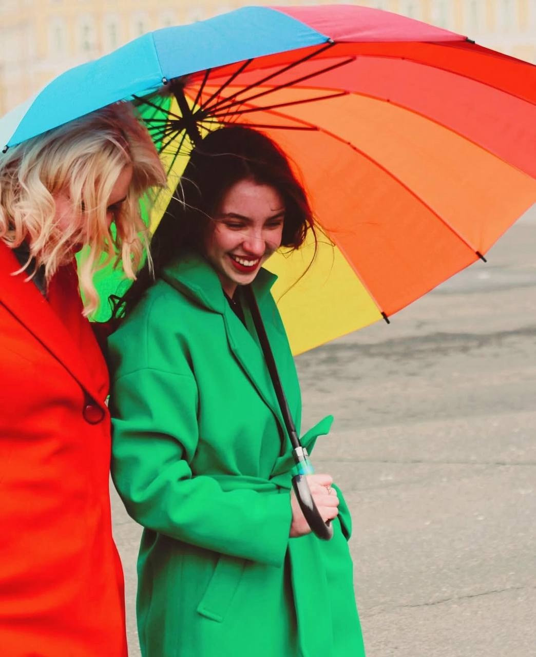 Пальто коммерция. Костюмер, художник кино и телевидения в спб