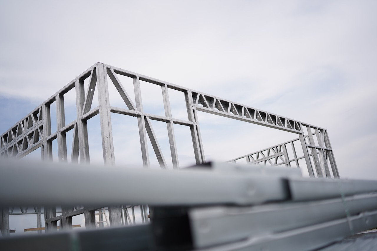 Стройка ЛСТК. Das House