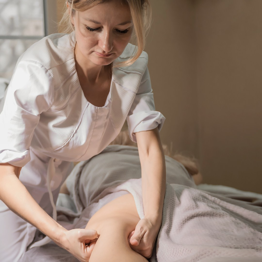 Массаж в Хабаровске. Услуги специалиста в студии.