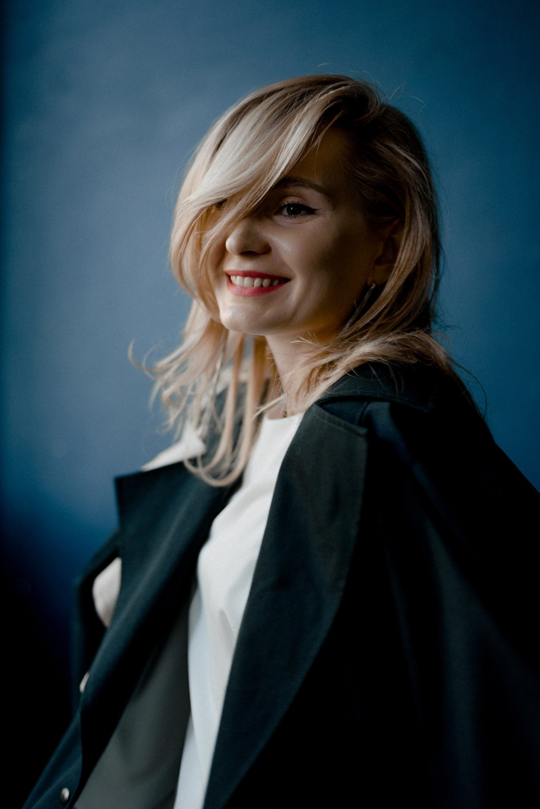 Портрет невесты в лаконичном стиле: свадебный фотограф Дарья Мустафина