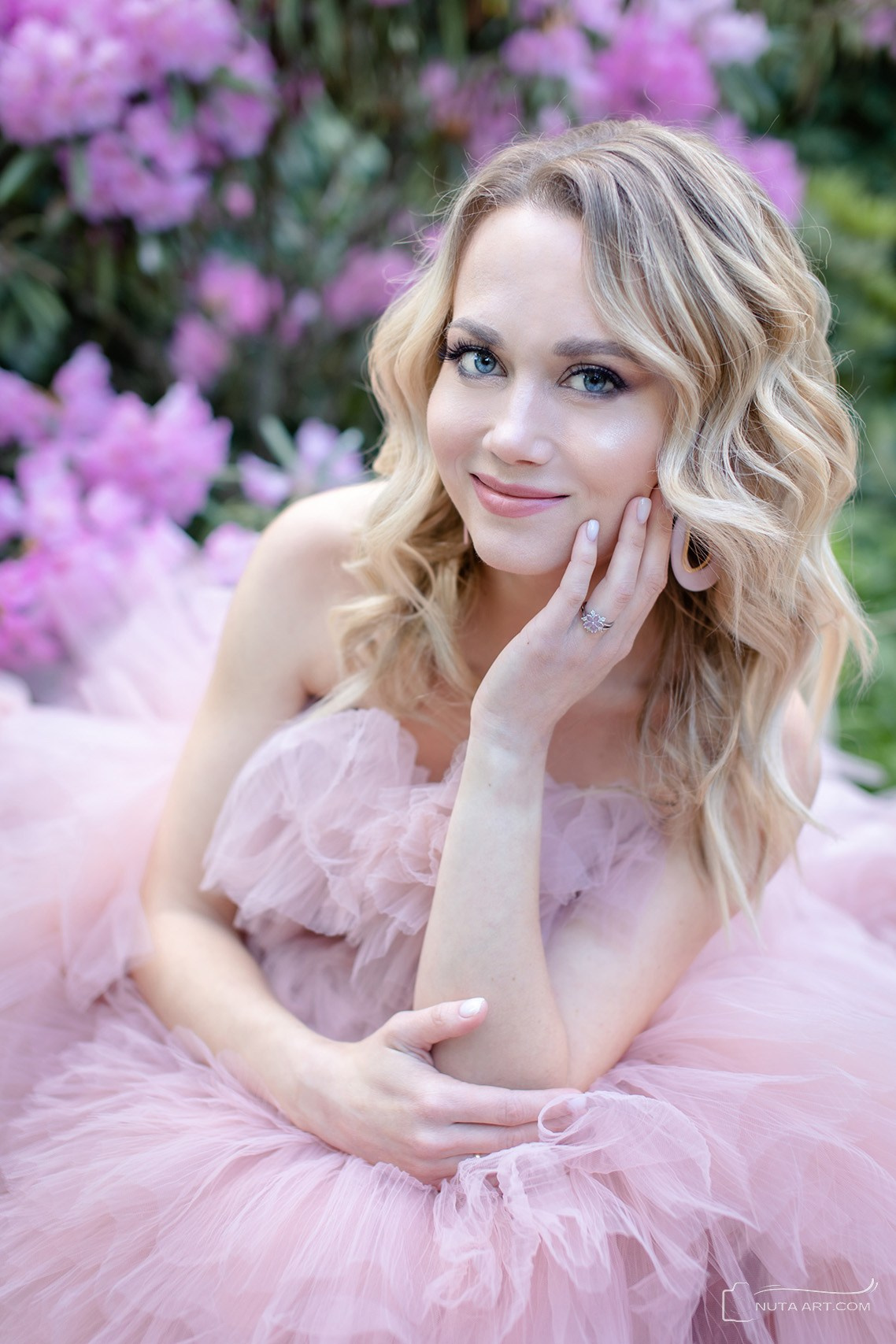 ЖЕНСКИЕ. NUTA ART - photo-video creator