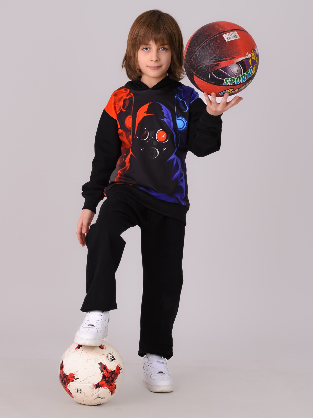 Детская фотосъемка для каталогов одежды и рекламы. Gramy-studio: фото, видео, инфографика и 3D визуализация для маркетплейсов