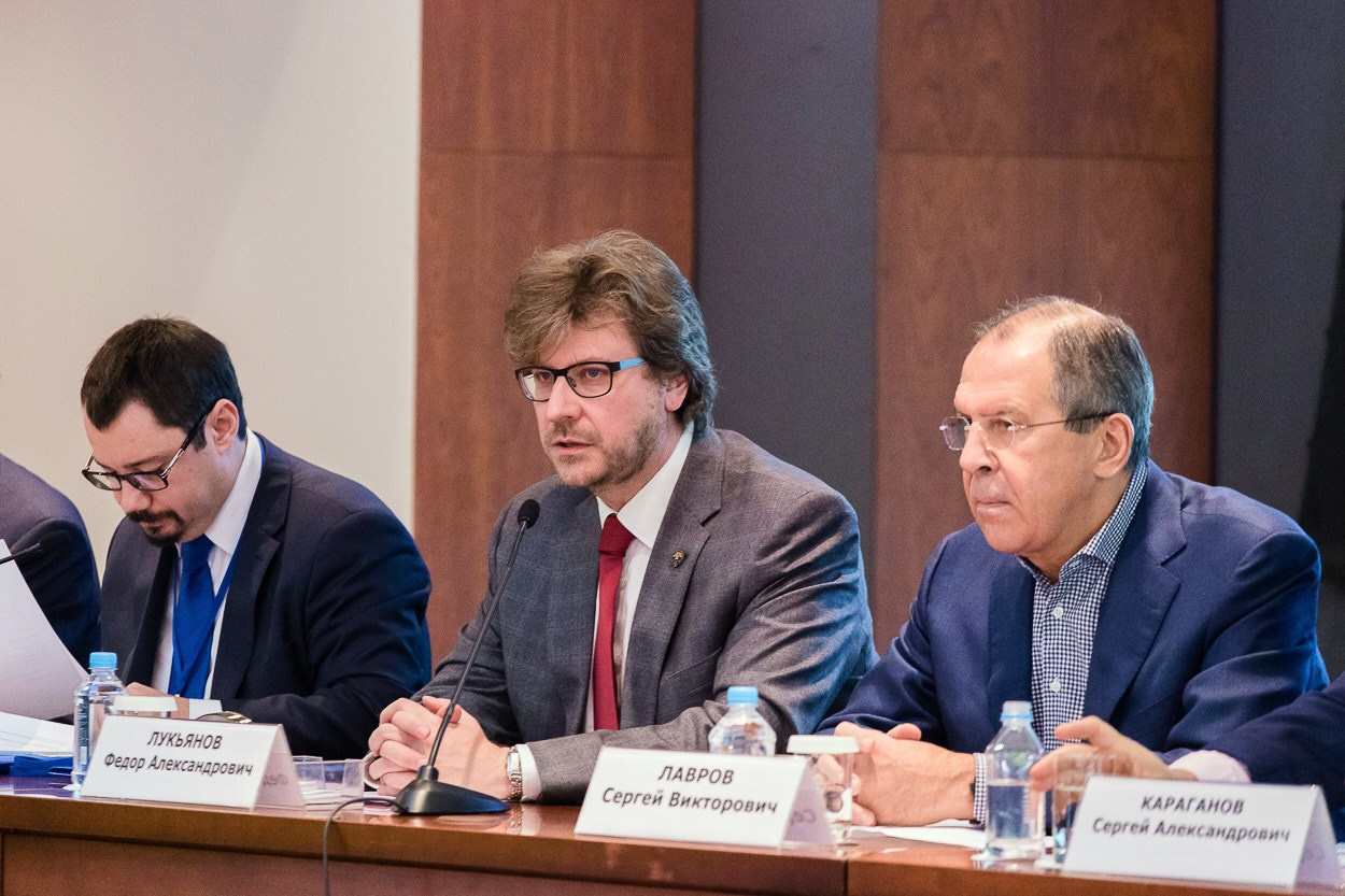 Форумы и совещания. Продакшен ПО-ТЗ | съёмка производств мероприятий интерьеров строительства