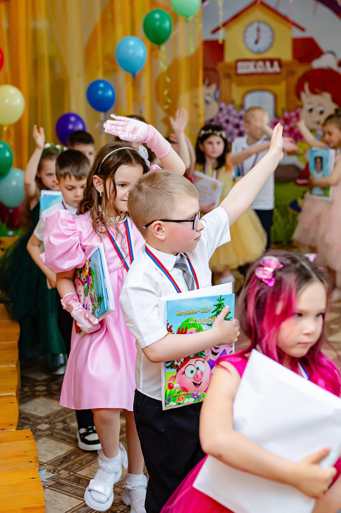 29.5.25 Выпускной в Саду. Владивосток семейный фотограф Александр Степанов