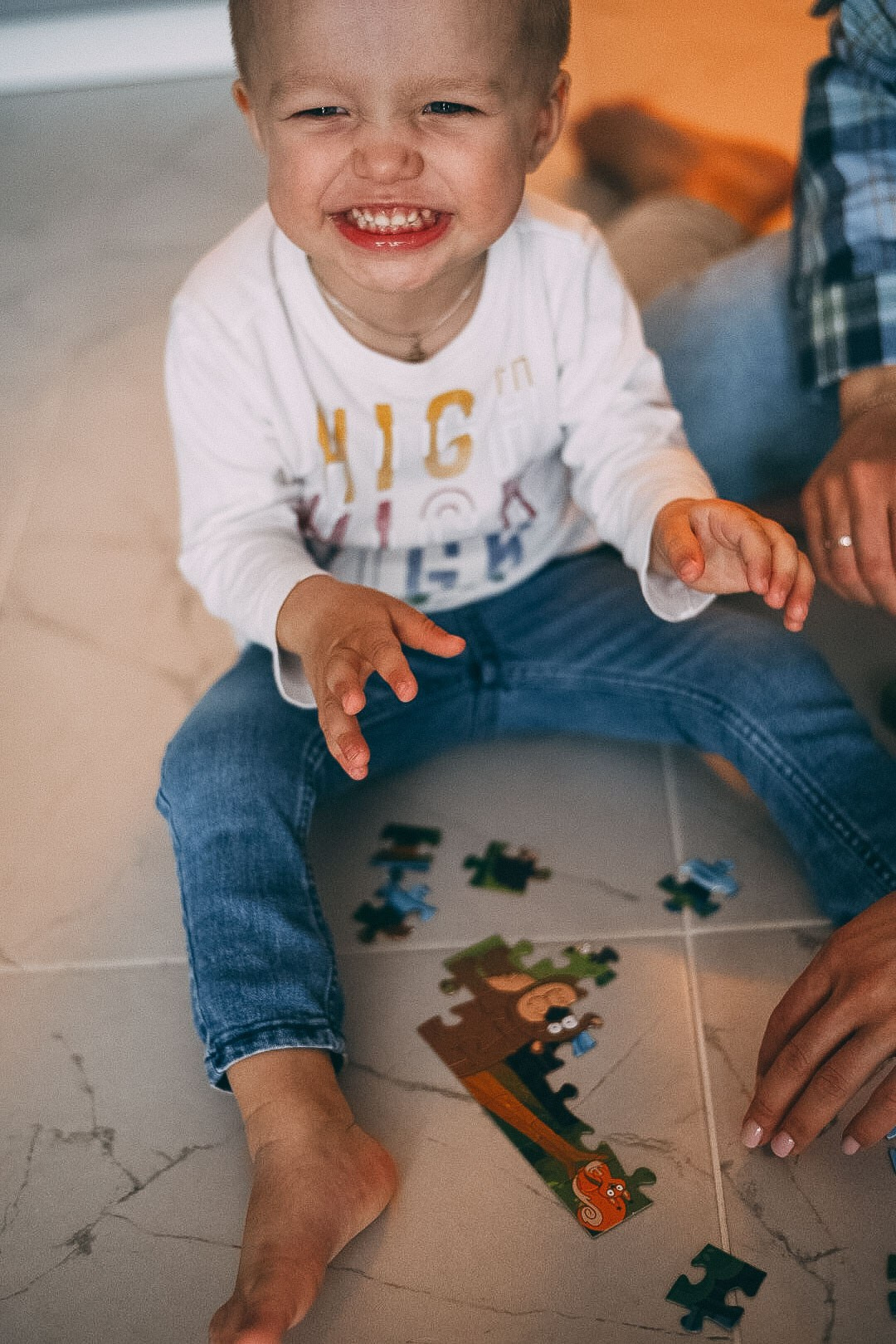 Семейная фотосессия дома плюс фотопрогулка. Фотограф в Сочи — Маргарита Поганова