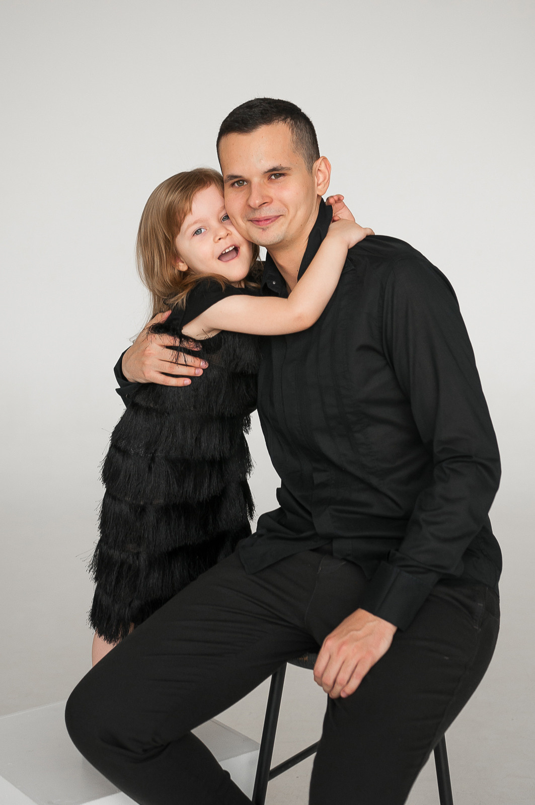 Family photoshoot_Марина, Даша, Андрей и Эмилия. Свадебный и семейный фотограф в Минске Яна Новак