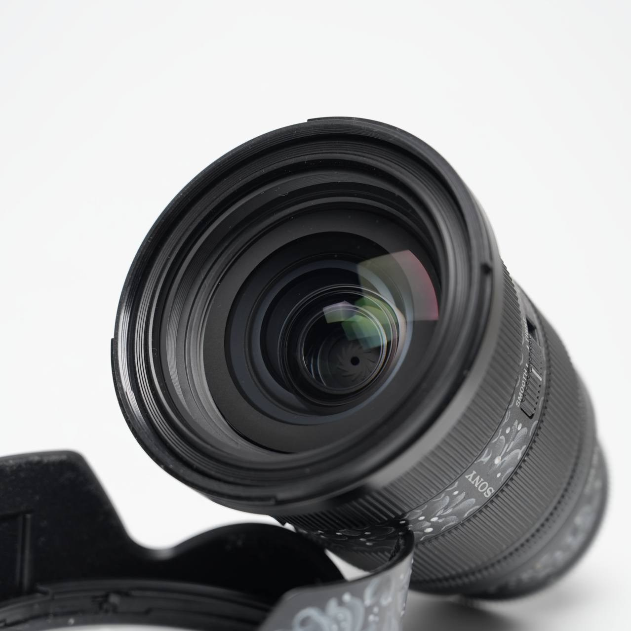 Sony 24-70 mm GM ll. Фото и уникальный кастом объективов