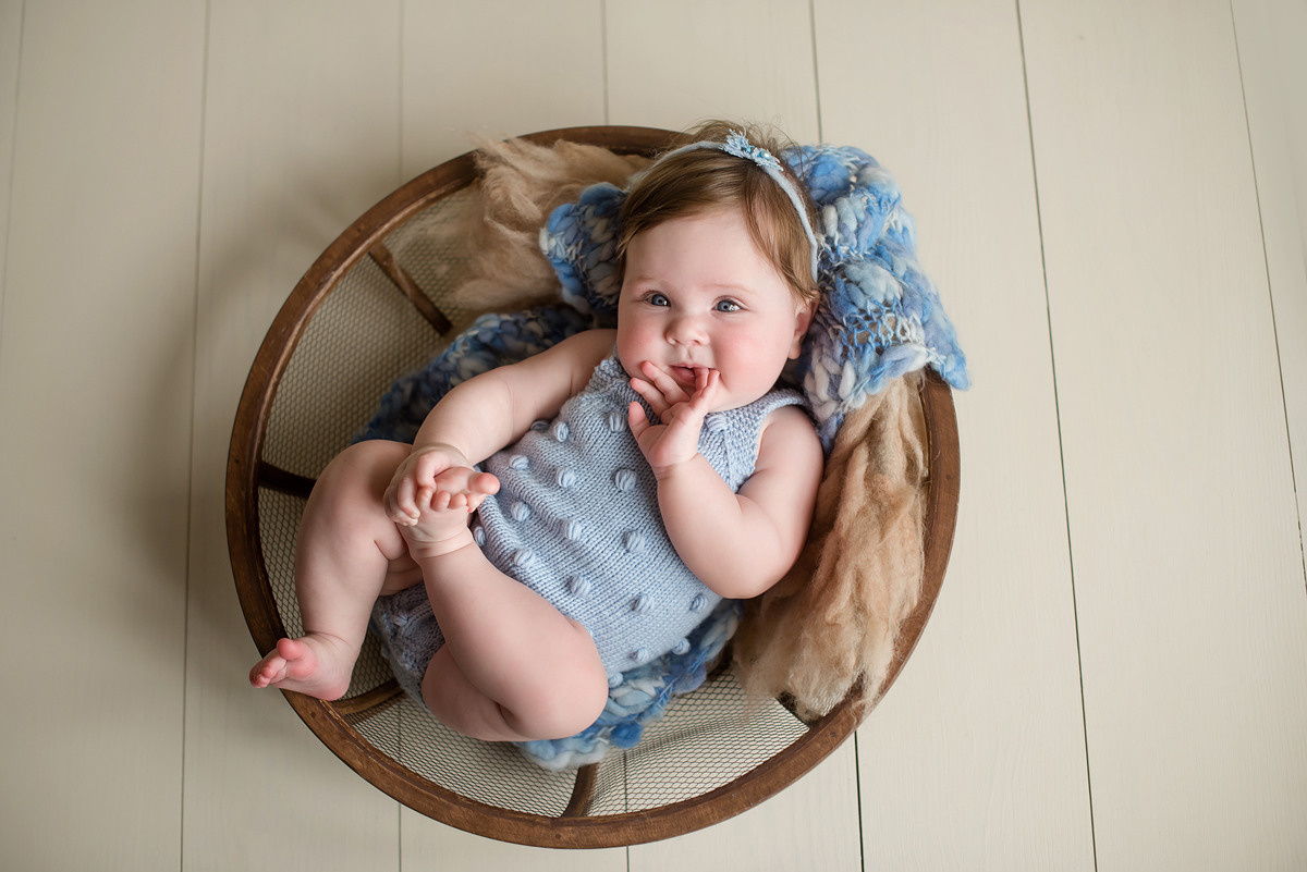 София 9 месяцев. Фотограф новорожденных Елена Панова