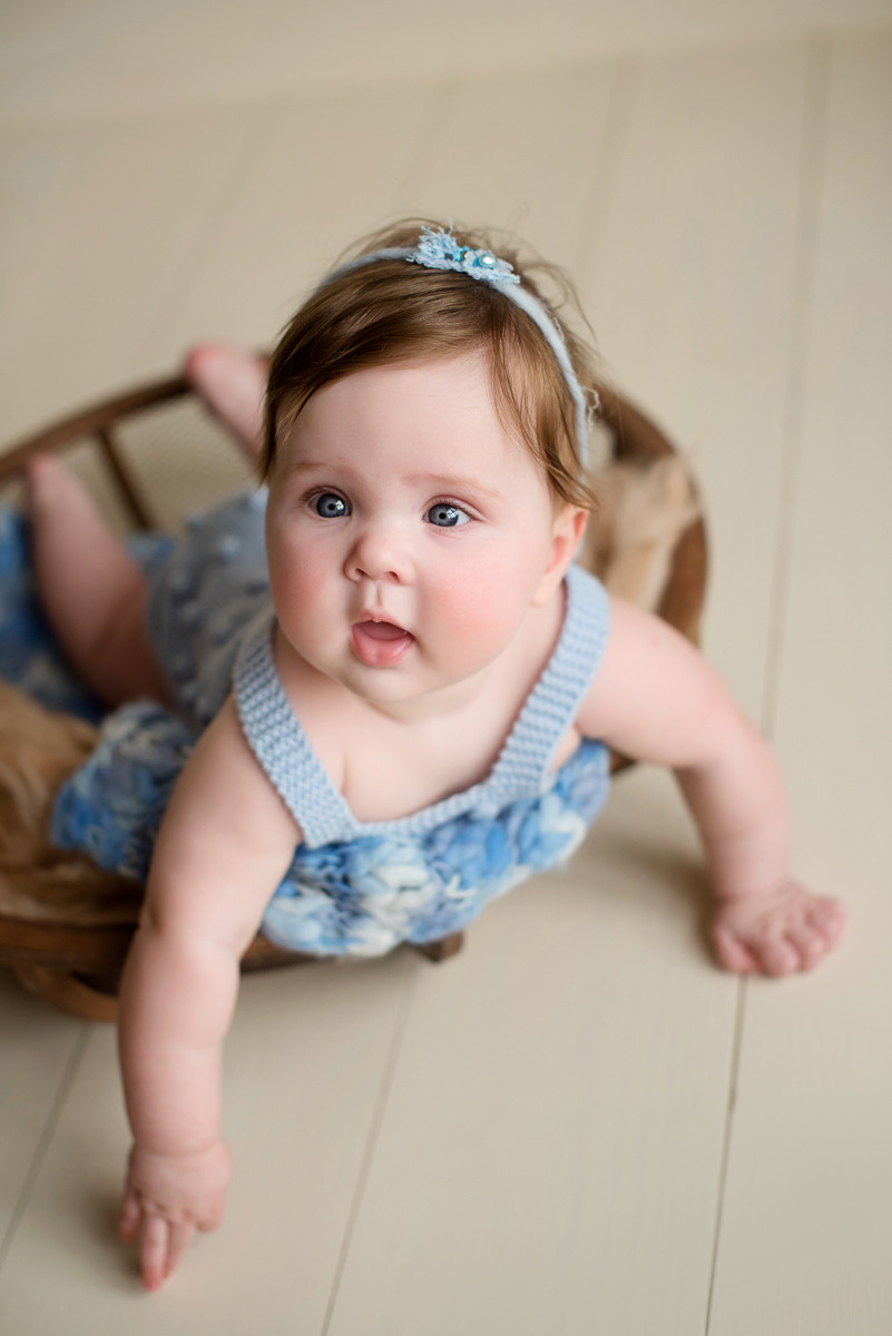 София 9 месяцев. Фотограф новорожденных Елена Панова