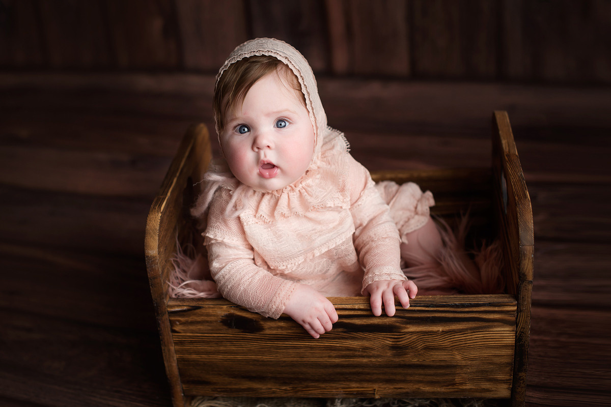 София 9 месяцев. Фотограф новорожденных Елена Панова