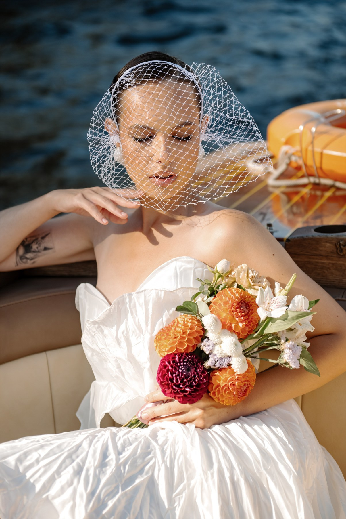 Свадьба на катере. Свадебный и сеейный фотограф в Санкт-Петербурге Елена Худякова