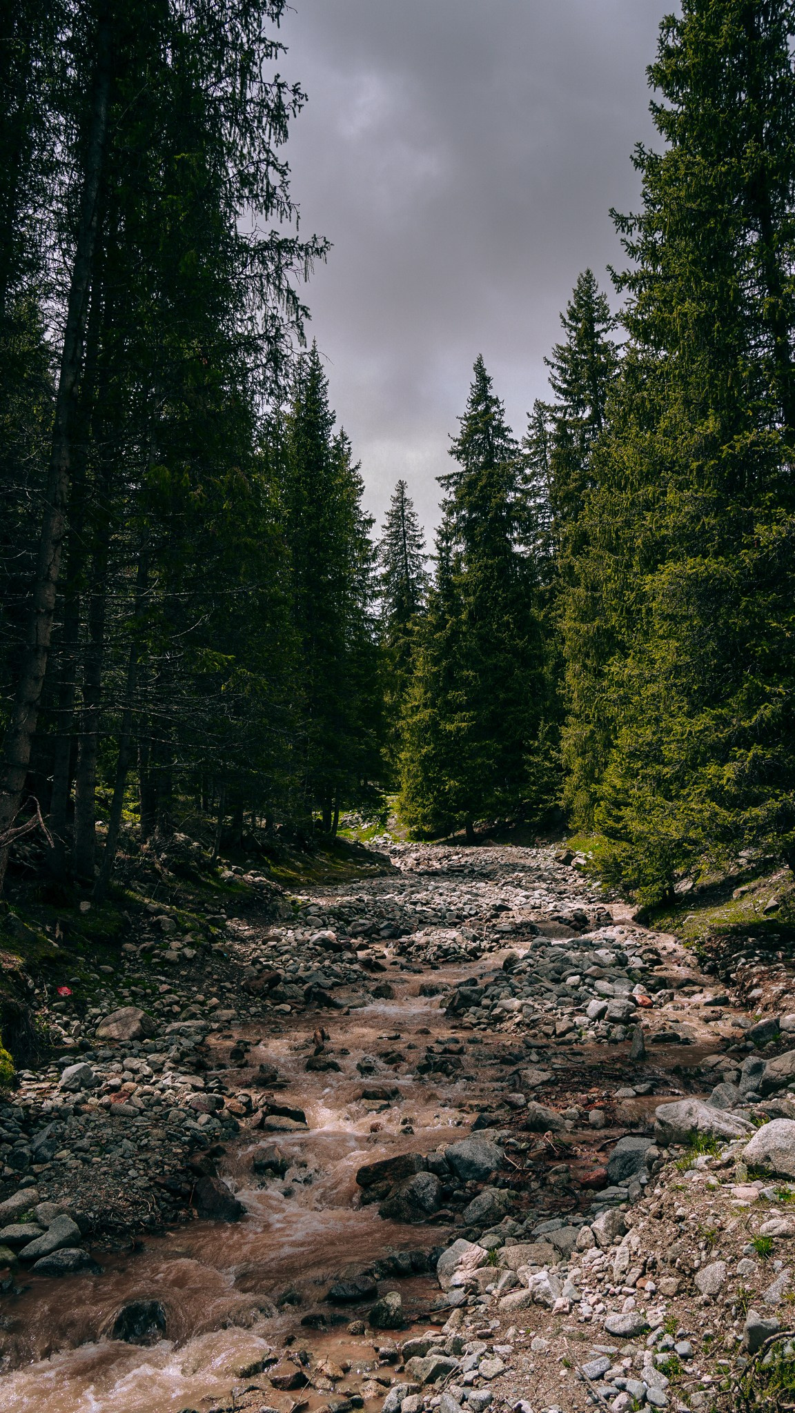 Кыргызстан. Человек с фотокамерой