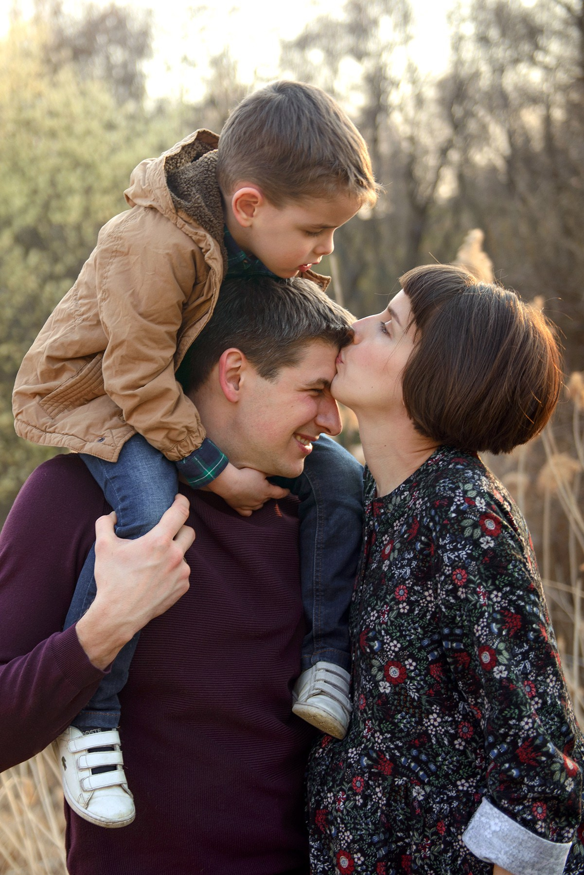 Family photo shoot in april photographer Elena Carruthers. Elena Carruthers family photographer in Scotland (Edinburgh, Glasgow)