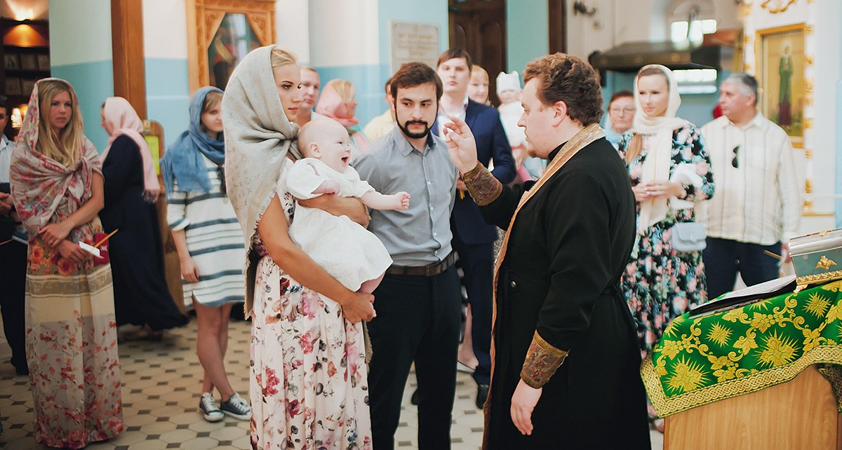 Крещение Храм Казанской иконы Божией Матери. г. Зеленогорск. Фотограф на крещение в Санкт Петербурге