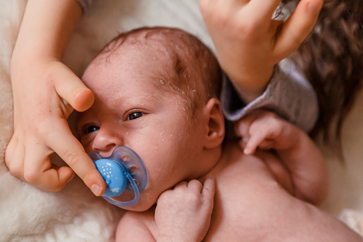 Ньюборн съемка, фото младенцев дома, домашние фотосессии