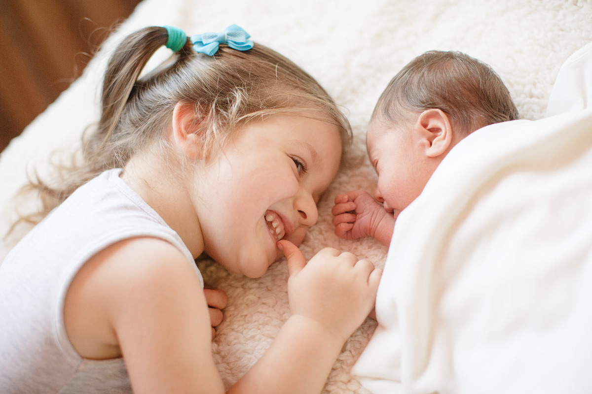 Ньюборн съемка, фото младенцев дома, домашние фотосессии