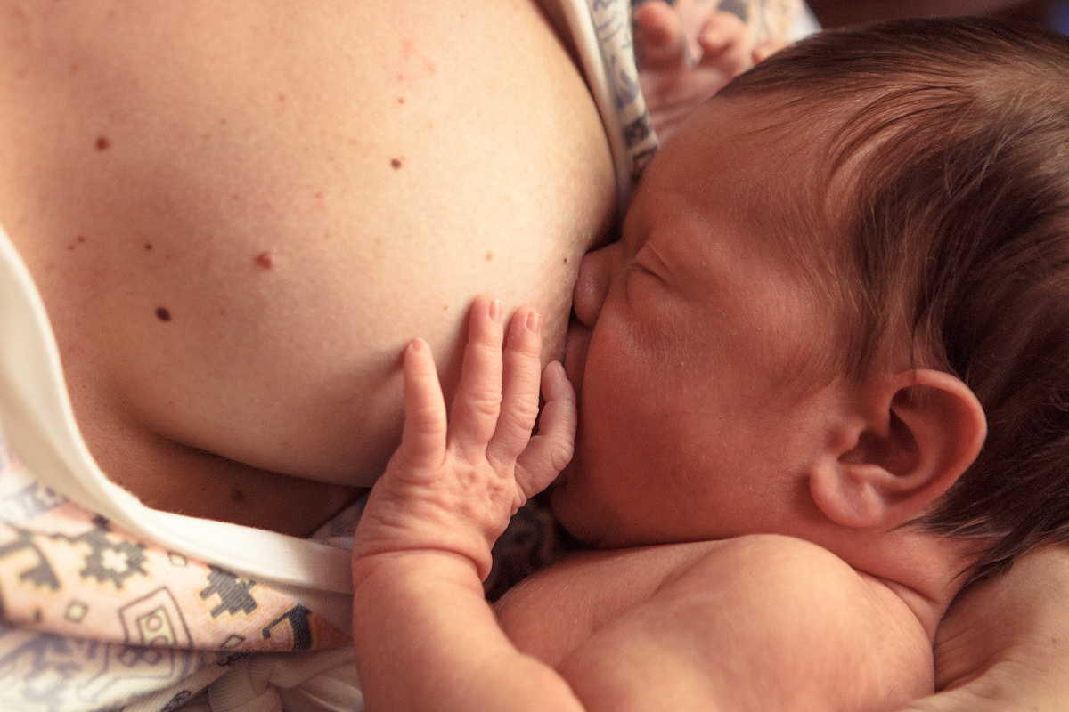Ньюборн съемка, фото младенцев дома, домашние фотосессии