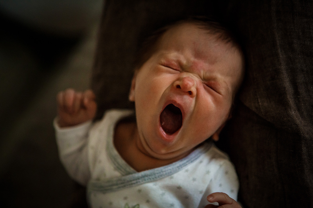 Ньюборн съемка, фото младенцев дома, домашние фотосессии