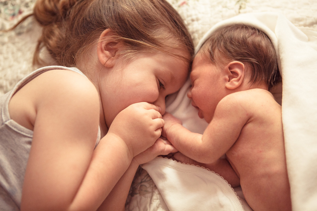 Ньюборн съемка, фото младенцев дома, домашние фотосессии