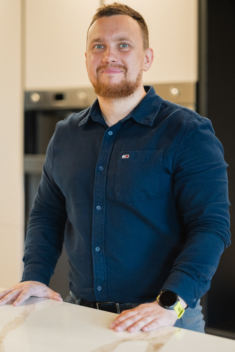 Презентация от Алексея Мурина: официального представителя брендов Slotex, Eterno, Greenlam, Duropal, Fundermax, Sensola и Abet Laminati. ВУД ТВОРЕЦ мебельная фабрика|ТВОРЕЦ студия мебели