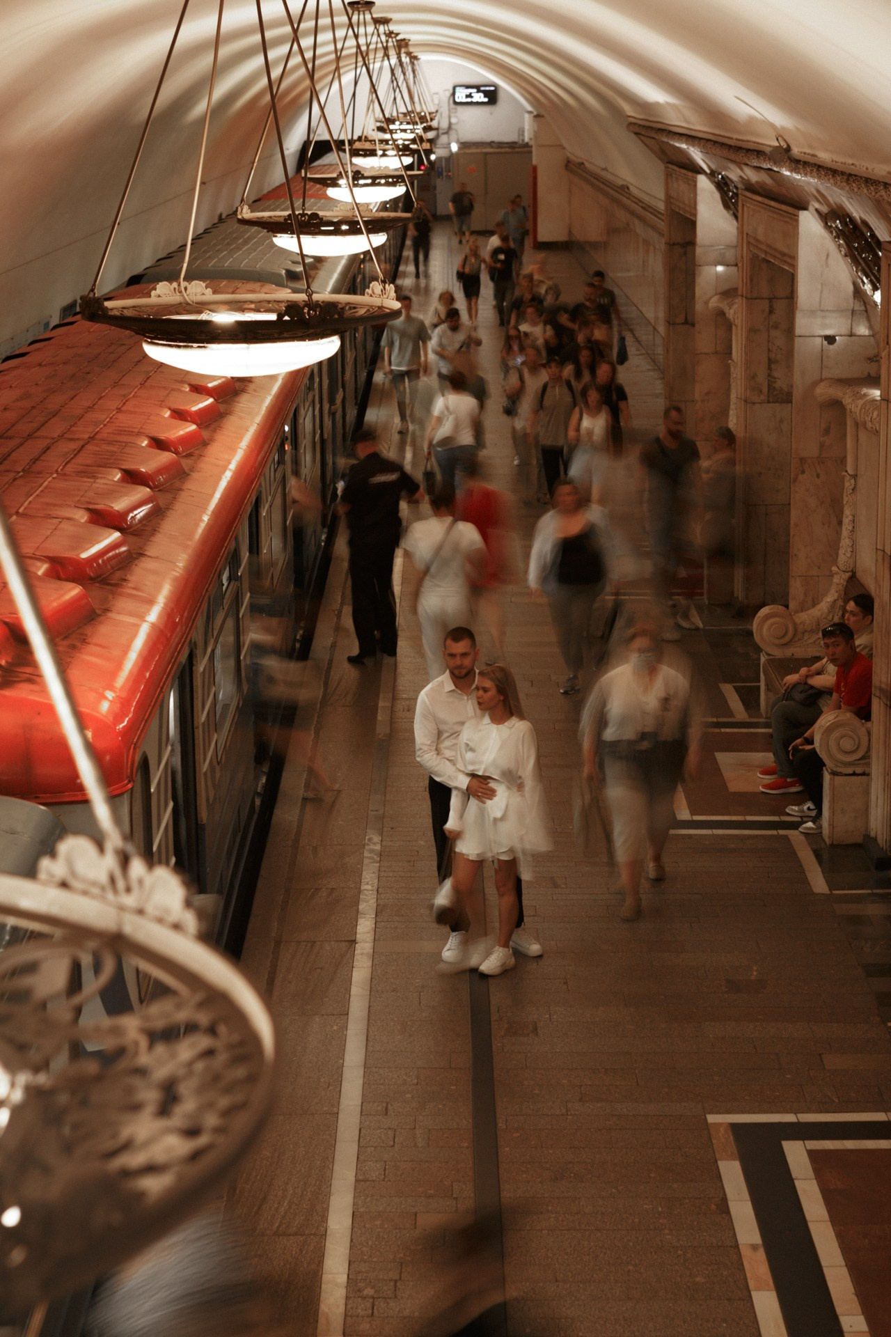 Не опоздать. Фотограф Владимир Молоканов