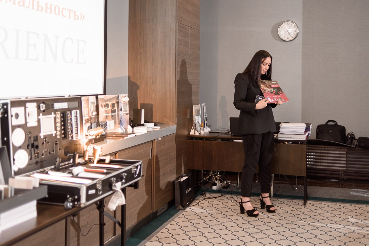 Презентация Donolux. Фотограф Дарья Мустафина, Тюмень