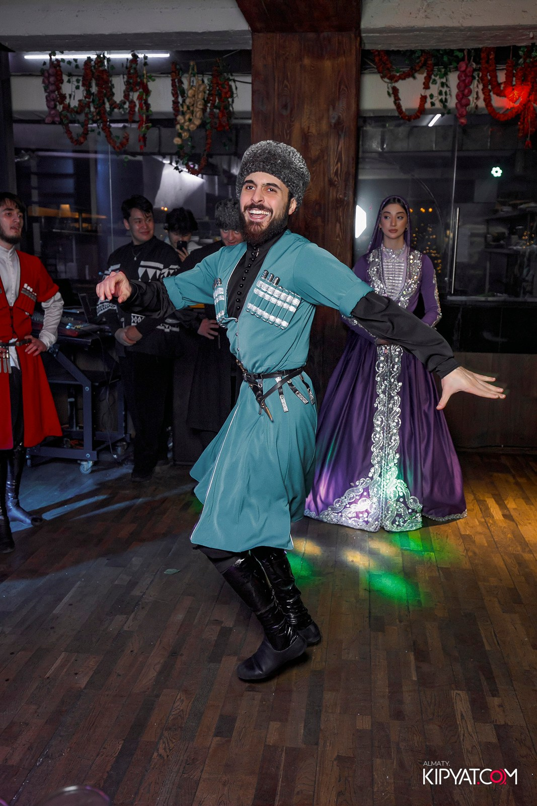 ВАХТАНГУРИ. КИПЯТКОМ АЛМАТЫ! Фотосъемка мероприятий в Алматы