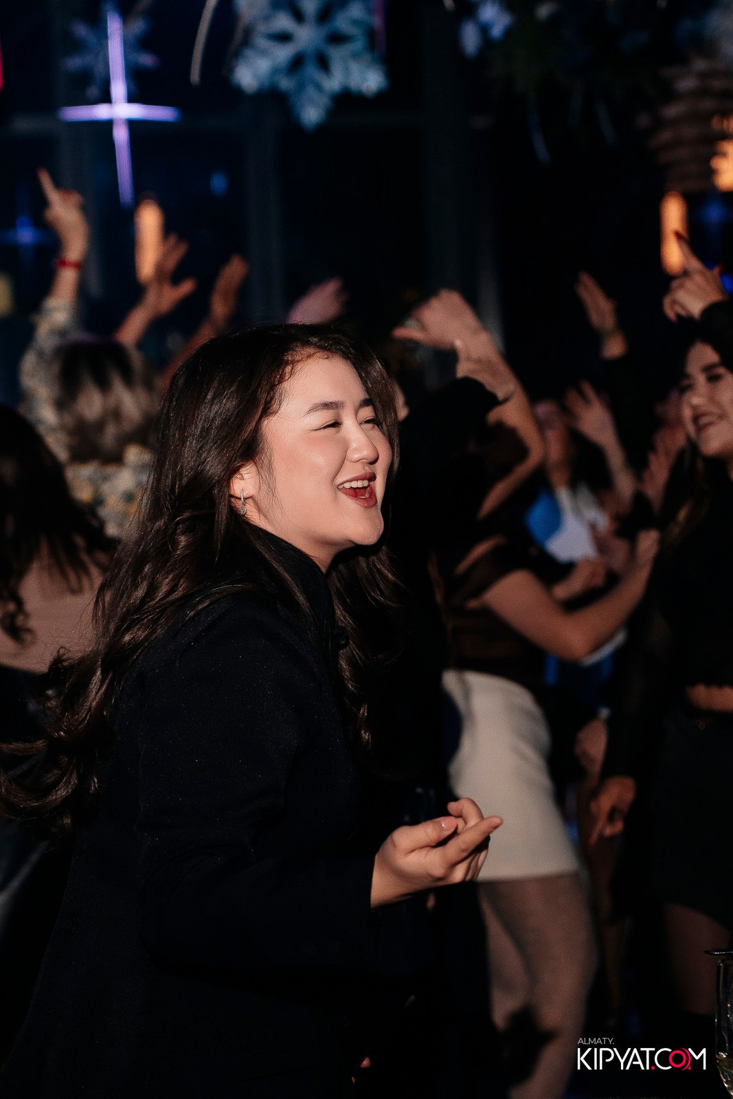 FRIENDS BAR & TERRACE. КИПЯТКОМ АЛМАТЫ! Фотосъемка мероприятий в Алматы