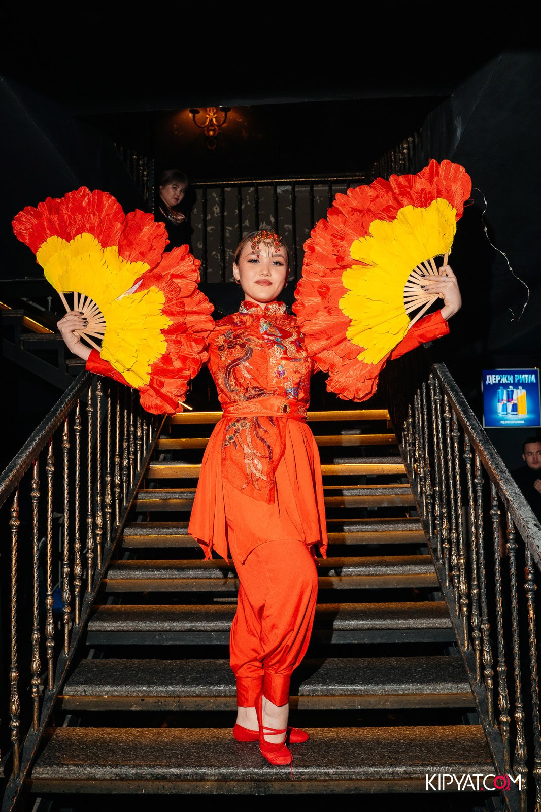 CHINA PARTY RETRO HIT. КИПЯТКОМ АЛМАТЫ!