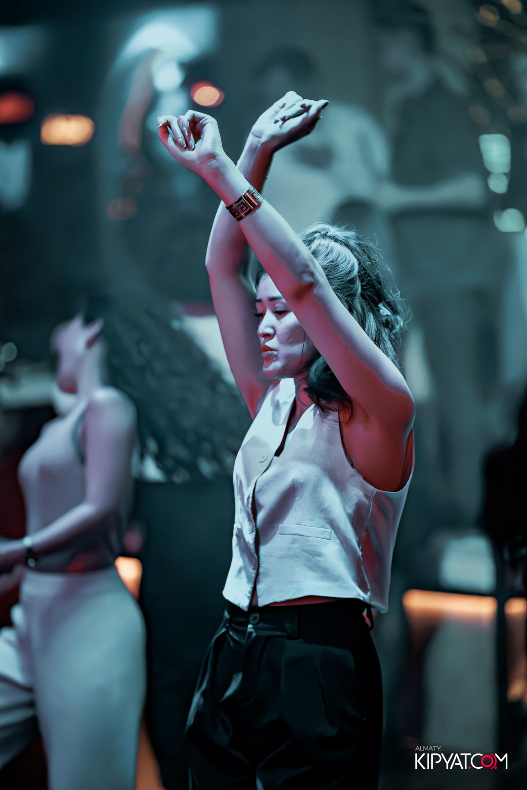 SANTA RAVE В НОЧНОМ КЛУБЕ SANTA BARBARA. КИПЯТКОМ АЛМАТЫ!