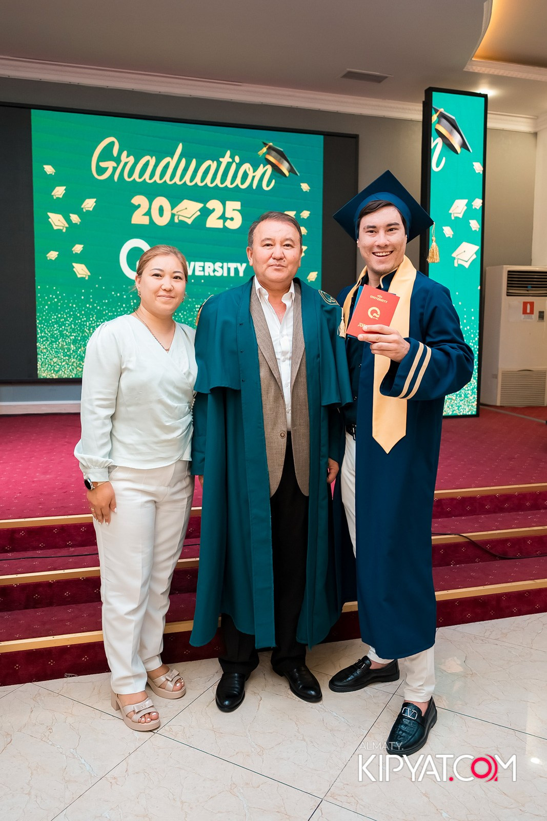 GRADUATION 2025 Q UNIVERSITY. КИПЯТКОМ АЛМАТЫ!
