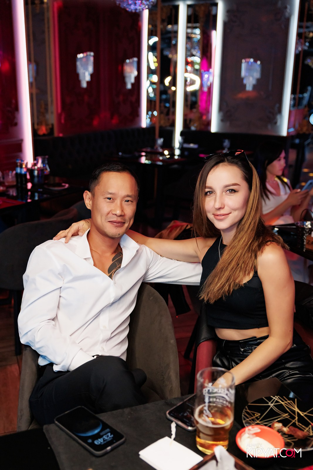 ЗАЯ, НА БИС. КИПЯТКОМ АЛМАТЫ!