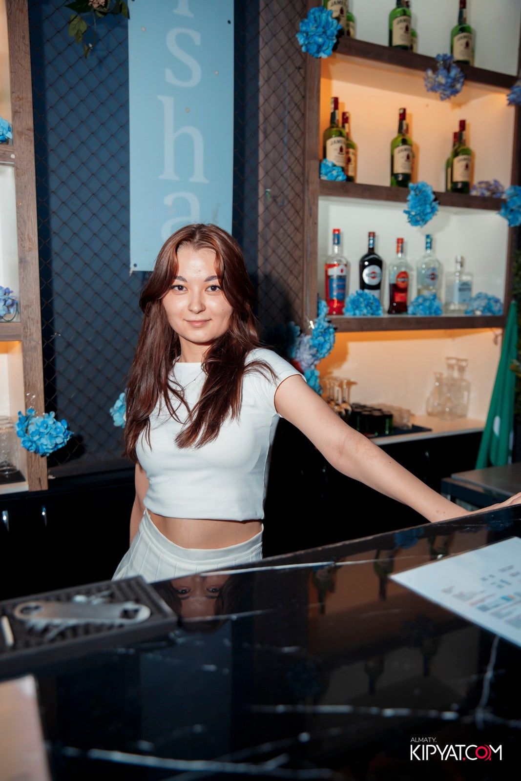 UYAT EMES BAR. КИПЯТКОМ АЛМАТЫ!