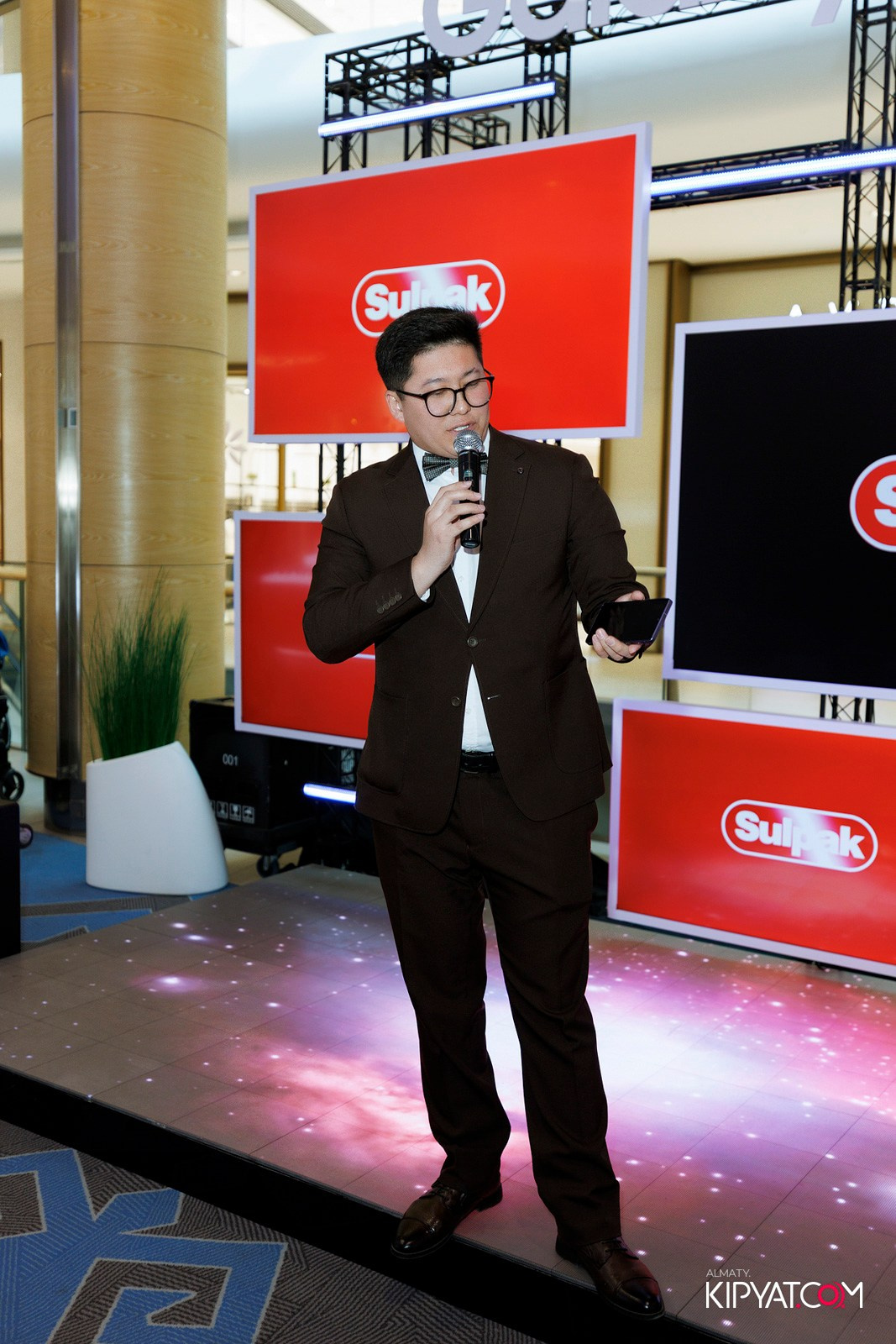 ПРЕЗЕНТАЦИЯ SAMSUNG S26. КИПЯТКОМ АЛМАТЫ! Фотосъемка мероприятий в Алматы