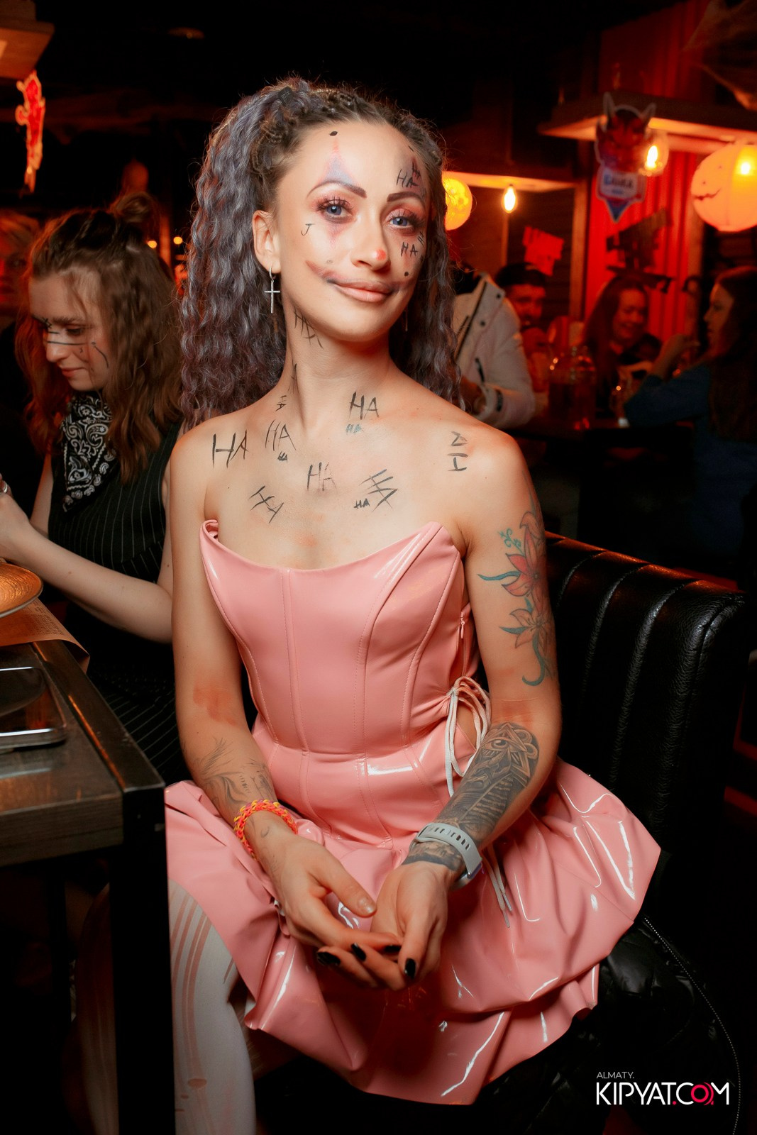 HALLOWEEN — BANKA BAR НА ШОЛОХОВА. КИПЯТКОМ АЛМАТЫ!