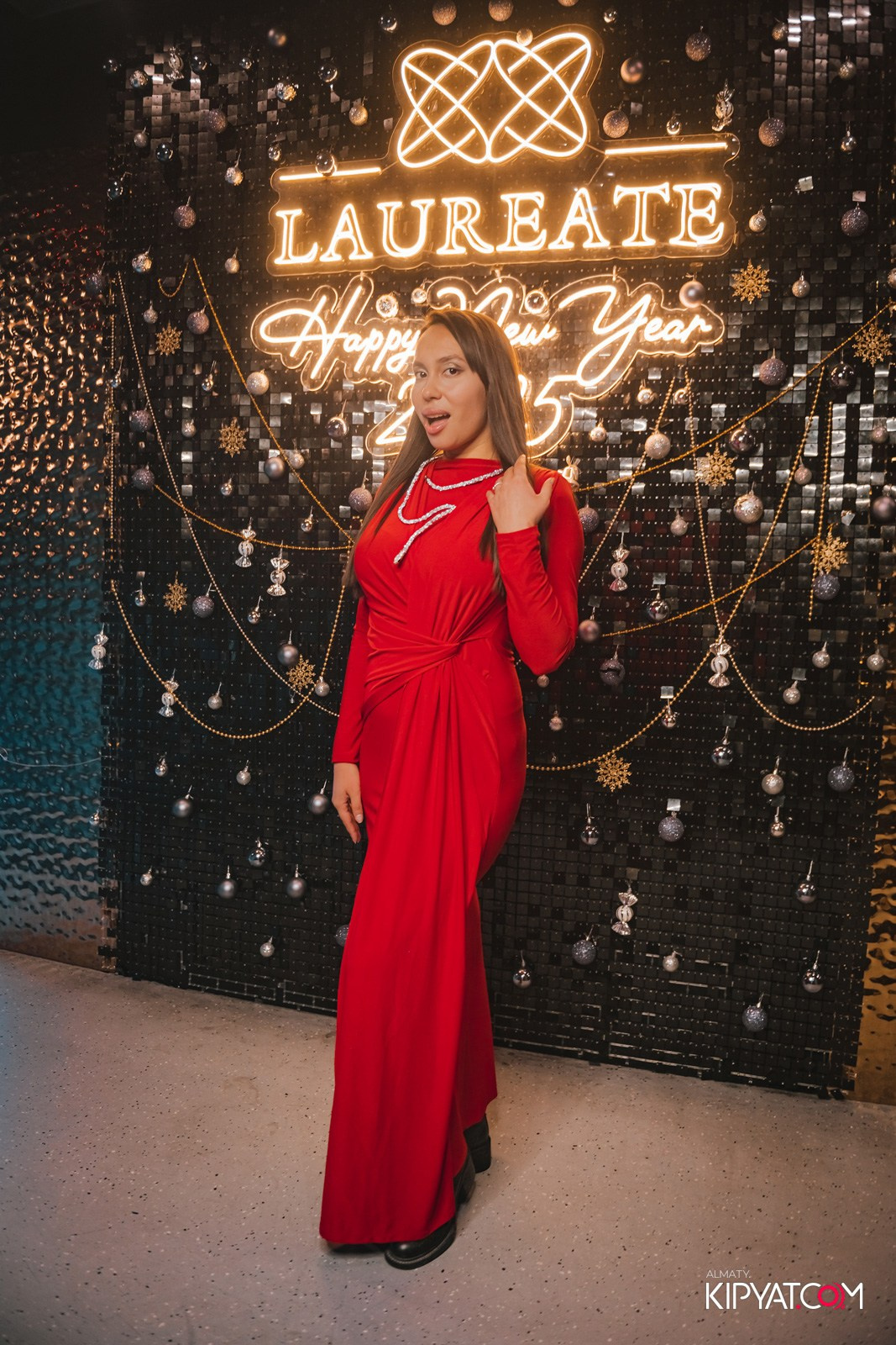 LAUREATE GRANDE CAFE. КИПЯТКОМ АЛМАТЫ!