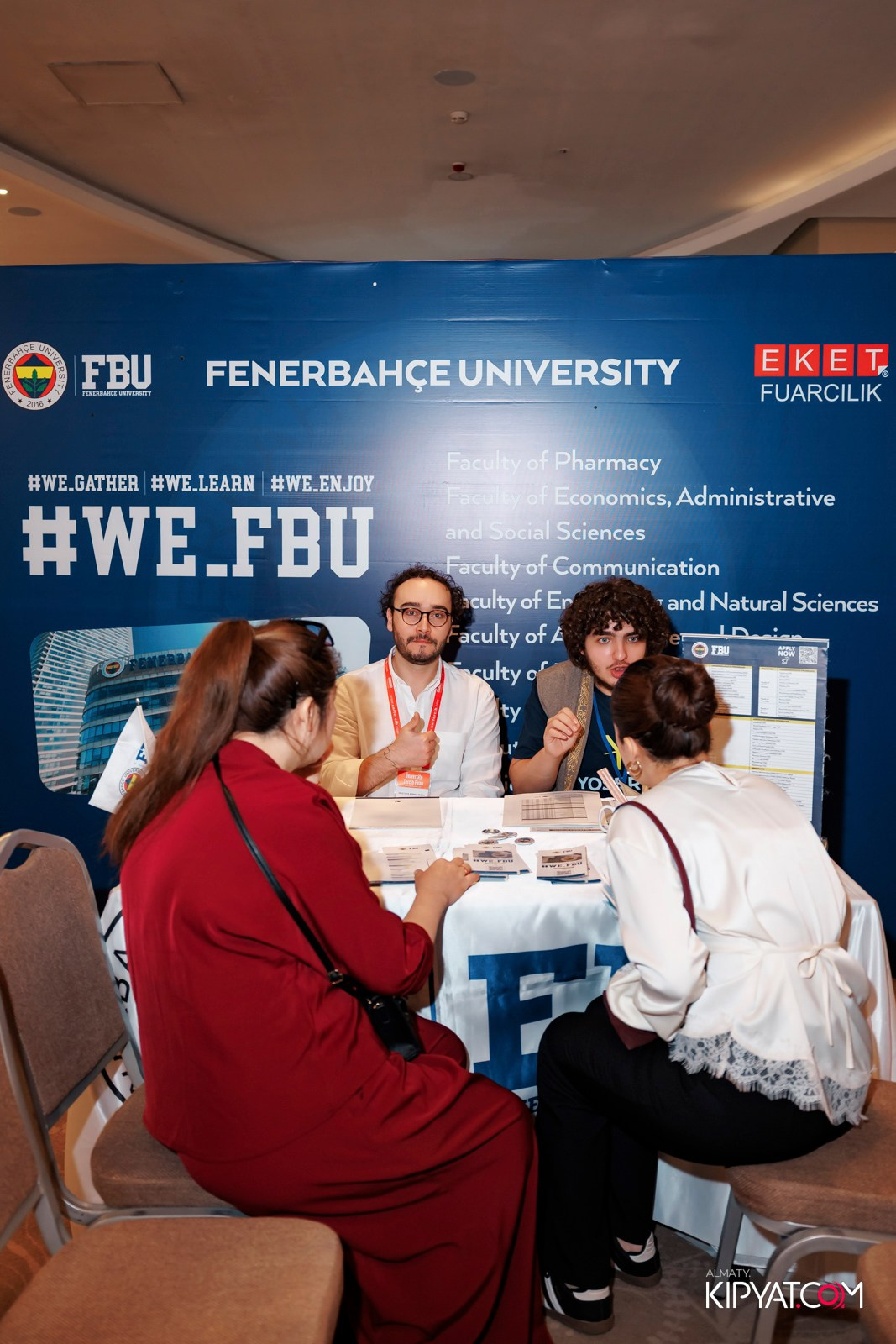 ВЫСТАВКА ТУРЕЦКИХ УНИВЕРСИТЕТОВ. КИПЯТКОМ АЛМАТЫ! Фотосъемка мероприятий в Алматы