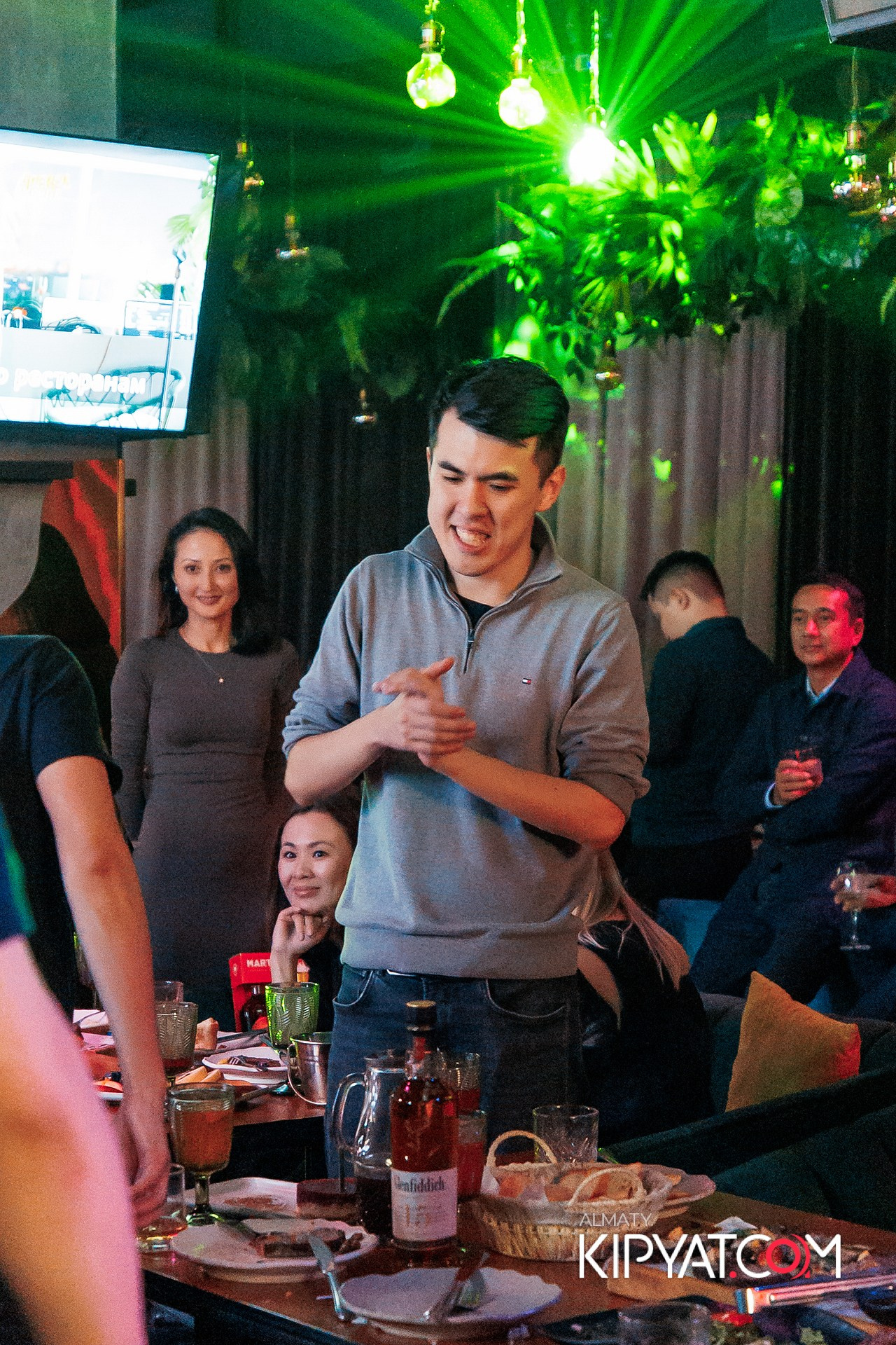 ДОРОГАЯ. Я НЕ ПИЛ. КИПЯТКОМ АЛМАТЫ! Фотосъемка мероприятий в Алматы