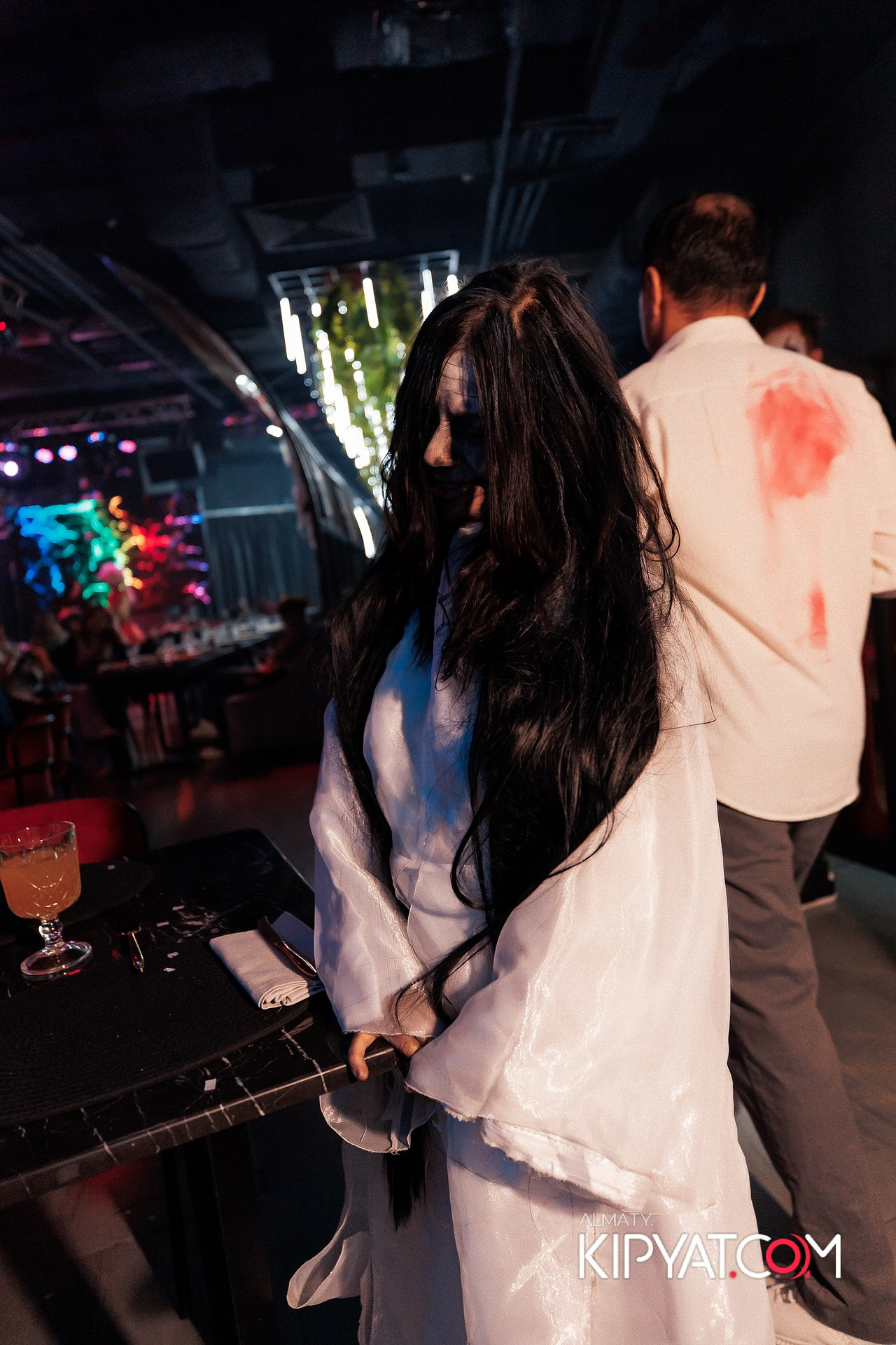 FRIENDS BAR & TERRACE. КИПЯТКОМ АЛМАТЫ! Фотосъемка мероприятий в Алматы