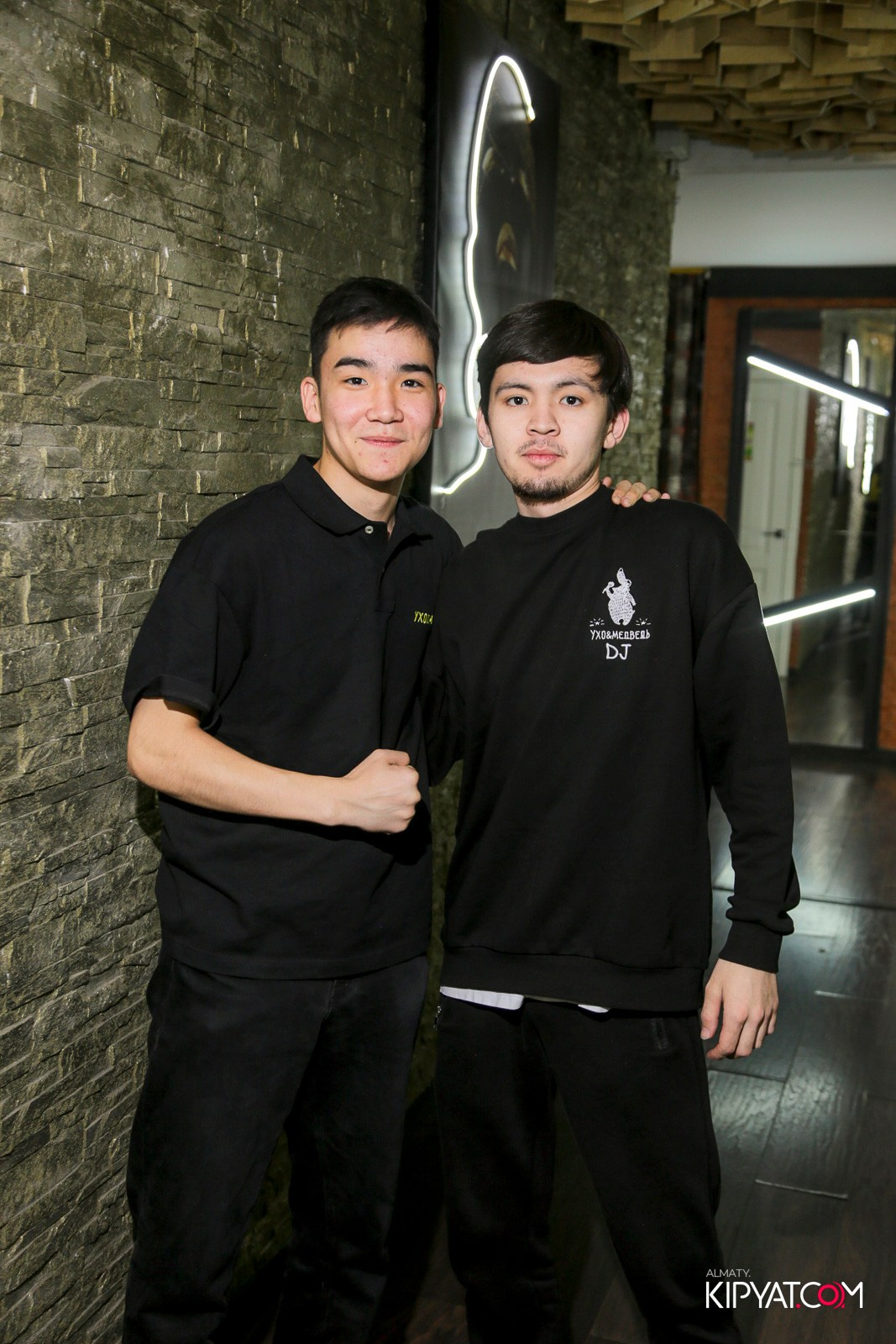 УХО И МЕДВЕДЬ НА САИНА. КИПЯТКОМ АЛМАТЫ!